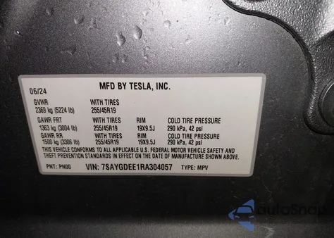 2024 Tesla Model Y Long Range Dual Motor All-Wheel Drive from USA, damaged, VIN 7SAYGDEE1RA304057